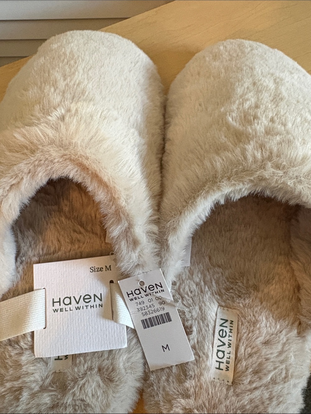 Talbots Cream Faux Fur Slip-On Slippers